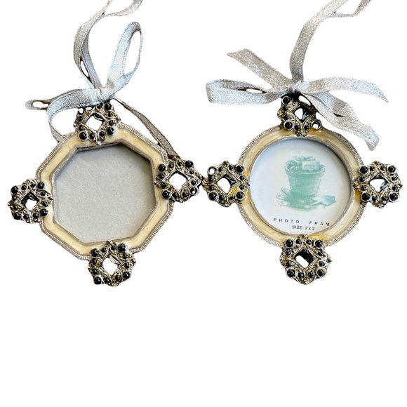 Black/Cream Metal Photo Frame Ornaments with Black Accent Beading - Picture 9 of 14